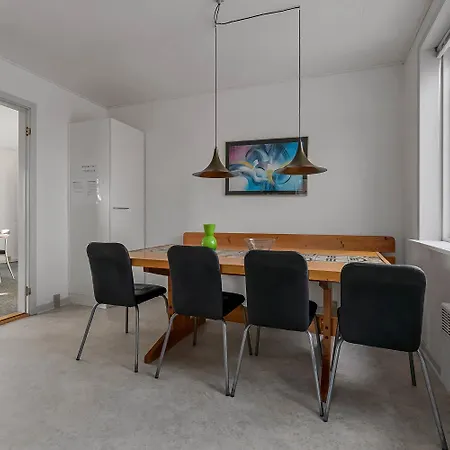 I Vrist Med Og Sauna Sj276 Feriehus Harboør